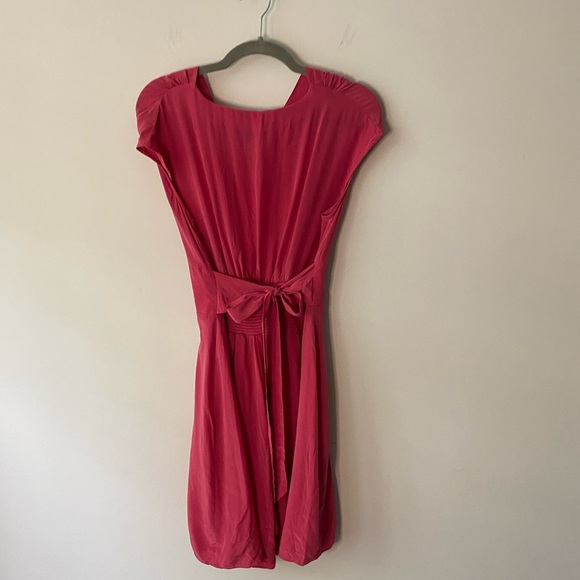 100% Silk Dress with waist tie size M - Picture 6 of 6